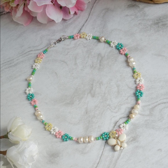 Spring Bouquet Necklace - Picture 1 of 2